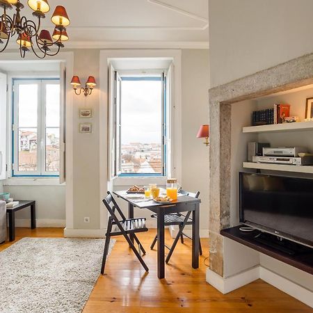 Bright Tailor Made Apartment By The Castle Lisbona Esterno foto
