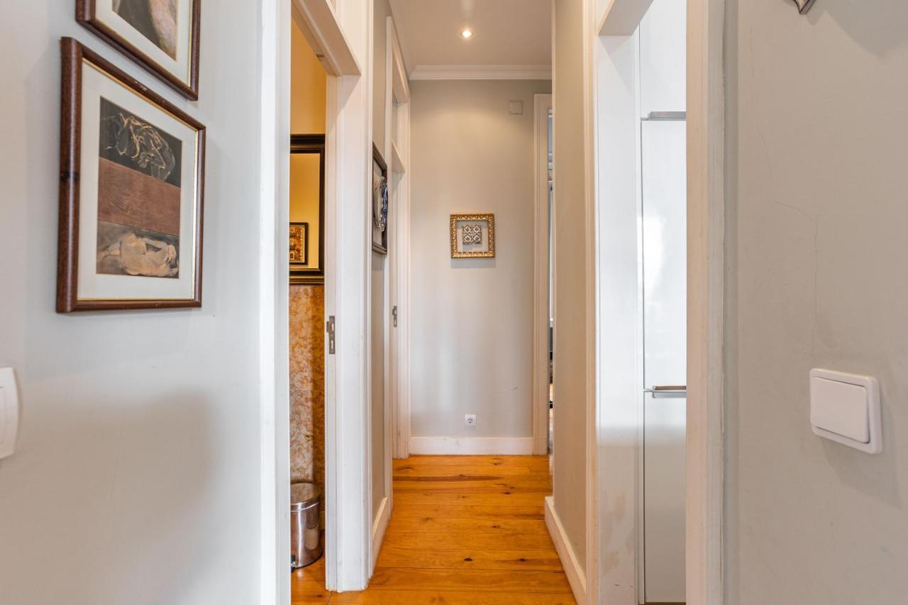 Bright Tailor Made Apartment By The Castle Lisbona Esterno foto